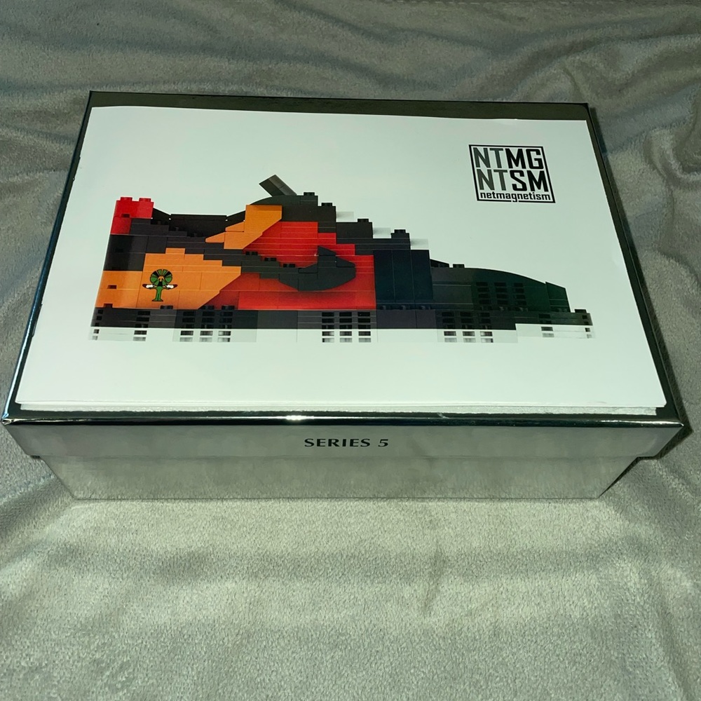 Nike Dunk Low Ray Gun